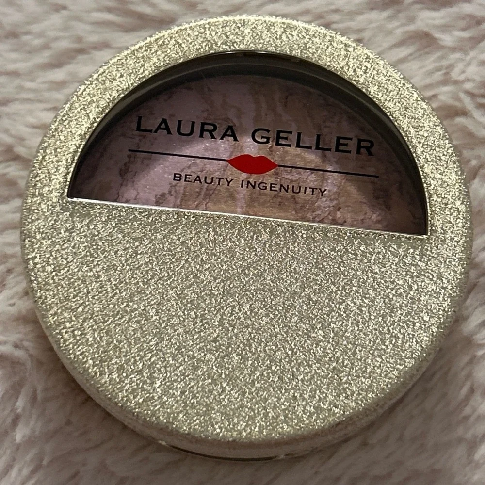 LAURA GELLER Blush -N- Brighten COMO baked powder 0.32 oz 9 g NEW gold case Rare